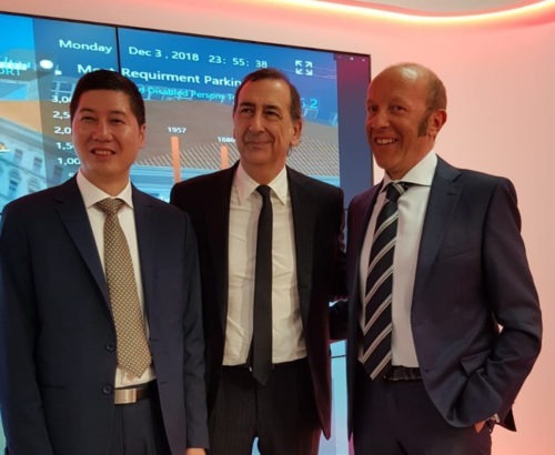 Progetto CMR e Huawei inaugurano il nuovo hub alla presenza delle istituzioni Progetto CMR e Huawei inaugurano il nuovo hub alla presenza delle istituzioni