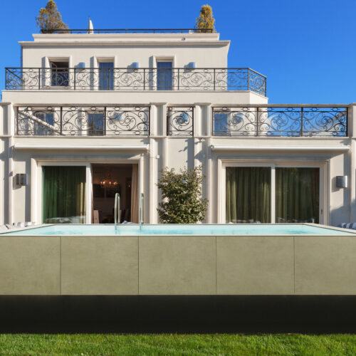 beautiful house with pool